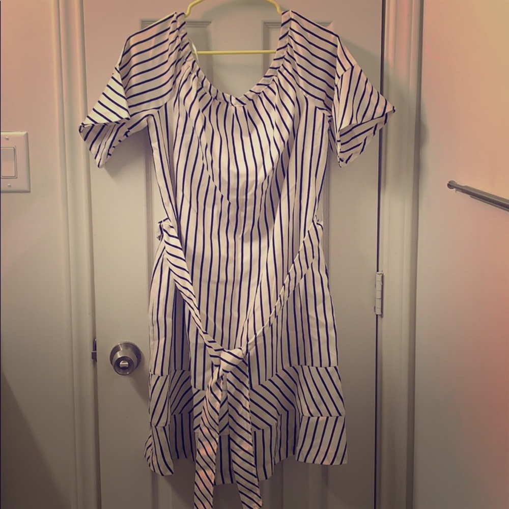 NWOT BR dress